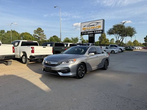 Used 2016 Honda Accord EX image 43