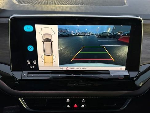 New 2026 Volkswagen Atlas SEL image 38