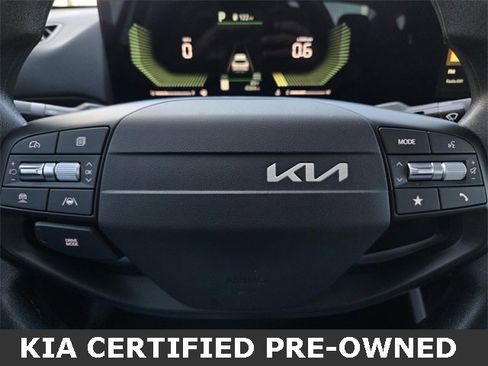 Certified 2025 Kia K4 LXS image 26