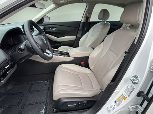 Used 2023 Honda Accord Touring image 18