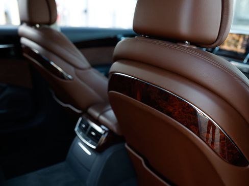 Used 2014 Audi A8 L TDI w/ Premium Package image 33