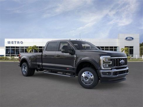New 2026 Ford F450 Lariat w/ FX4 Off-Road Package image 7