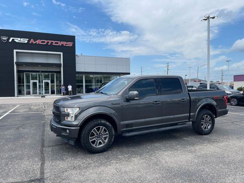 Used 2017 Ford F150 Lariat w/ Equipment Group 502A Luxury AWD/4WD image 12