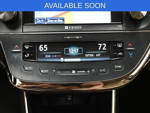 Used 2013 Toyota Avalon Limited FWD image 24
