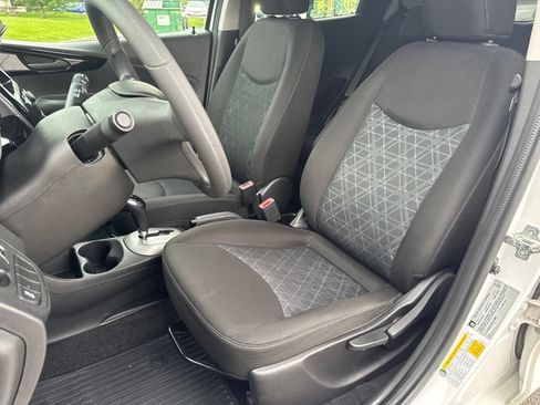 Used 2022 Chevrolet Spark LT w/ Spark Special Edition FWD image 7