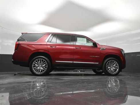 New 2026 GMC Yukon Elevation AWD/4WD image 32