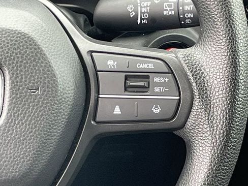 Used 2025 Honda CR-V LX image 13