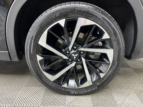 Used 2024 Mitsubishi Outlander SE FWD image 29