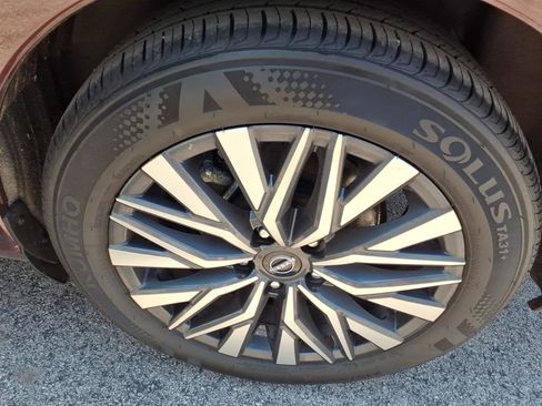 Used 2025 Nissan Altima 2.5 SV image 10