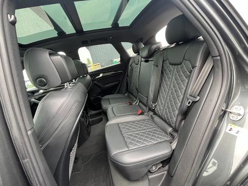Used 2021 Audi SQ5 Premium Plus w/ Premium Plus Package AWD/4WD image 24