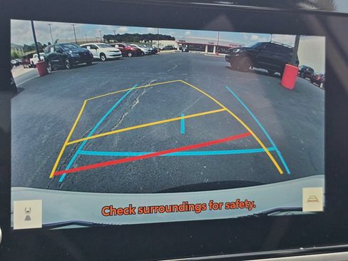 Used 2025 Toyota Camry SE FWD image 25