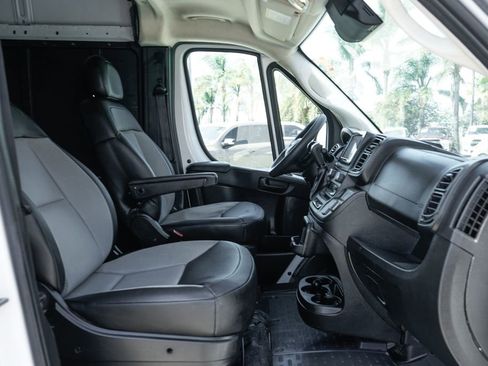 Used 2025 RAM ProMaster 2500 w/ Convenience Group FWD image 35