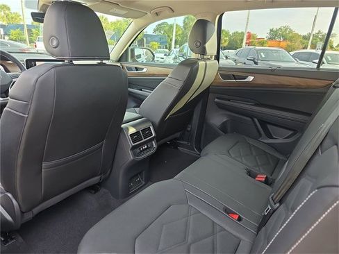 New 2026 Volkswagen Atlas SE image 11