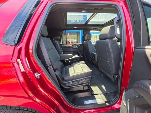 Used 2023 Chevrolet Tahoe RST w/ Luxury Package image 17