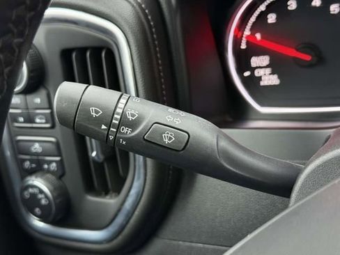 Used 2021 Chevrolet Silverado 1500 LT image 19