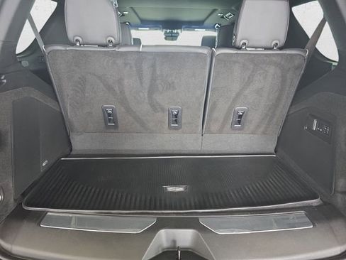 Certified 2025 Cadillac Escalade Sport AWD/4WD image 13