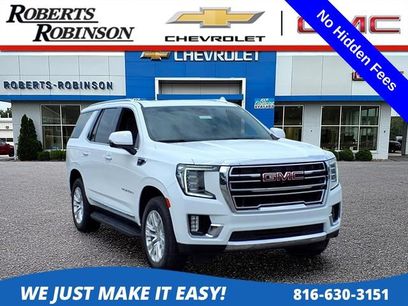 Used 2024 GMC Yukon SLT w/ SLT Luxury Package