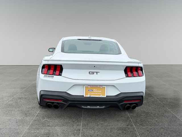 Used 2025 Ford Mustang GT Premium RWD image 3