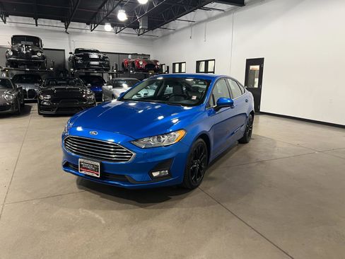 Used 2019 Ford Fusion SE w/ Equipment Group 151A image 7