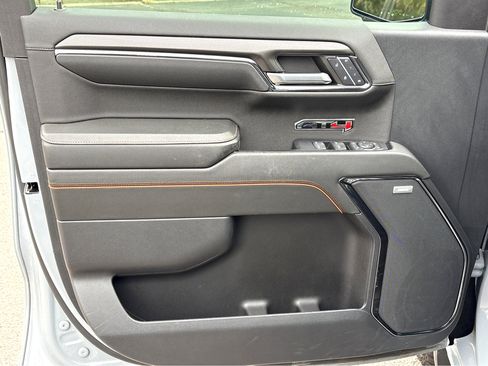 Used 2024 GMC Sierra 1500 AT4 w/ Technology Package image 18