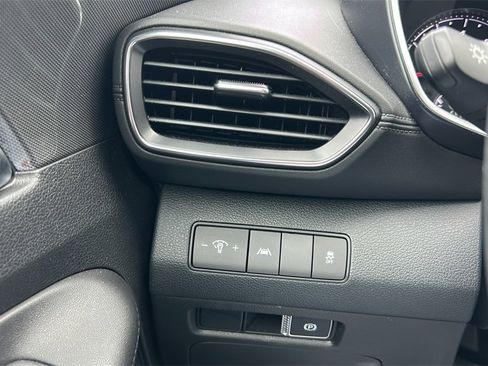 Certified 2023 Hyundai Santa Fe SE image 28