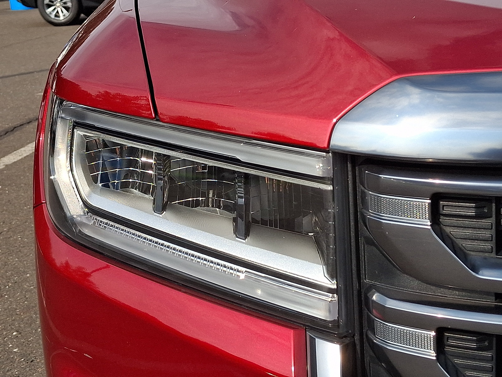 Used 2023 GMC Acadia AT4 w/ Technology Package AWD/4WD image 9