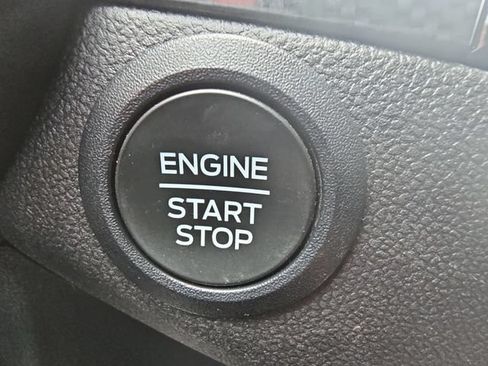 Used 2023 Ford Escape ST-Line Select AWD/4WD image 18