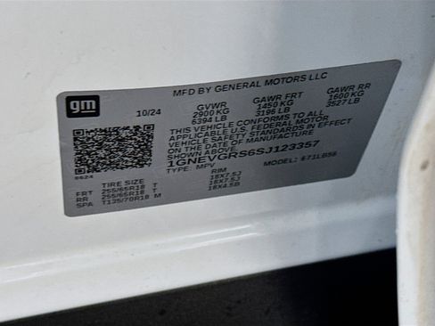 Used 2025 Chevrolet Traverse LT AWD/4WD image 12