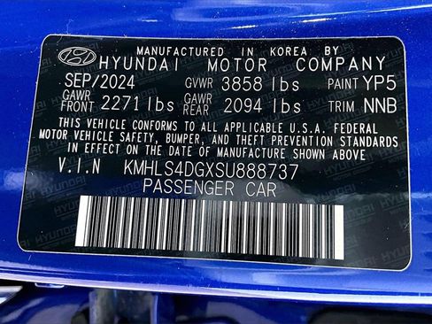 Used 2025 Hyundai Elantra SEL image 30