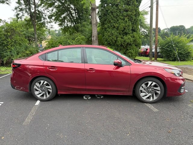 Used 2025 Subaru Legacy Limited AWD/4WD image 2