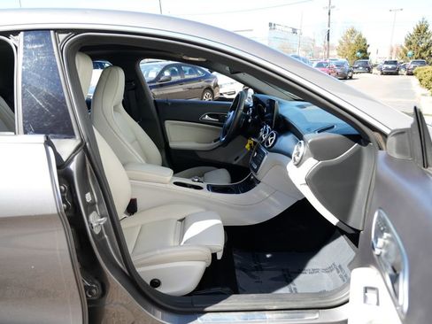 Used 2018 Mercedes-Benz CLA 250 4MATIC image 49