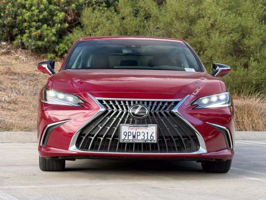 Certified 2025 Lexus ES 300h w/ Accessory Package (Z2) FWD image 5