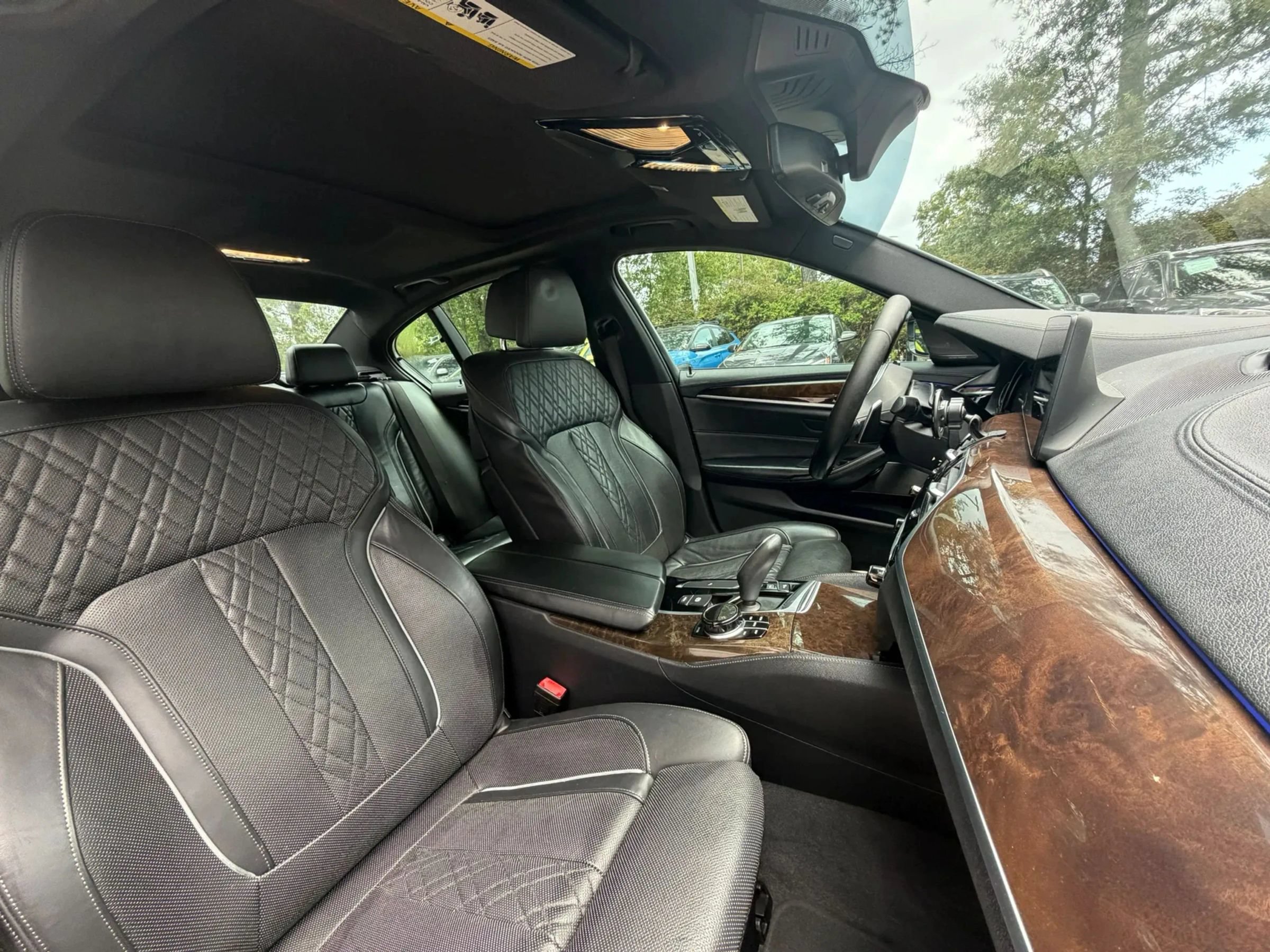 Used 2018 BMW M550i xDrive AWD/4WD image 9