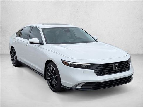 New 2026 Honda Accord Touring image 3