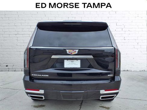 Certified 2025 Cadillac Escalade Premium Luxury image 4