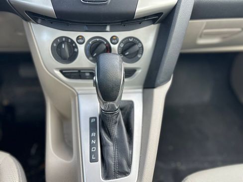 Used 2012 Ford Focus SE image 26
