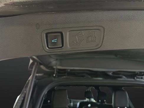 Used 2020 Ford Expedition Max XLT w/ Equipment Group 202A AWD/4WD image 36