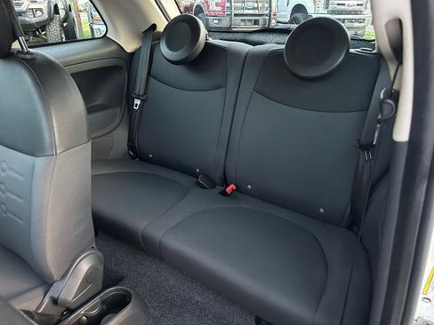 Used 2015 FIAT 500 Pop FWD image 12