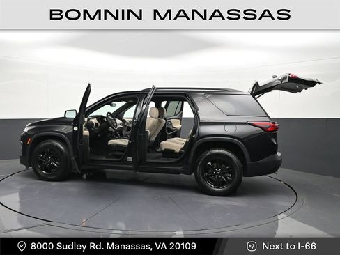 Used 2022 Chevrolet Traverse LS w/ Midnight/Sport Edition FWD image 40