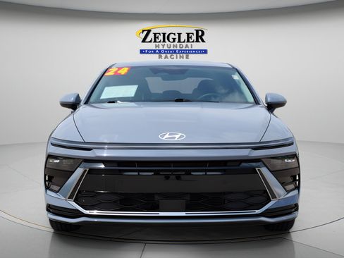 Certified 2024 Hyundai Sonata SEL AWD/4WD image 2