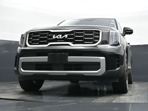 Used 2023 Kia Telluride S FWD image 22
