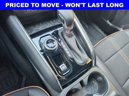 Used 2023 GMC Canyon AT4 image 23