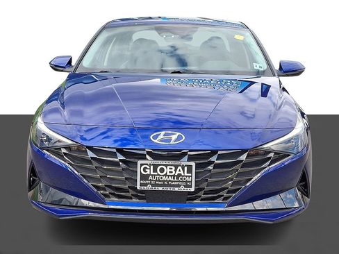 Used 2023 Hyundai Elantra Limited w/ Cargo Package image 2