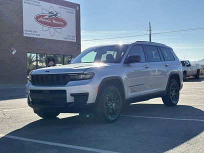 Used 2024 Jeep Grand Cherokee L Laredo
