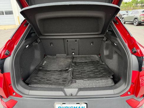 Used 2023 Volkswagen ID.4 Pro RWD image 26