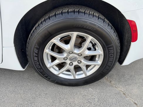 Used 2025 Chrysler Pacifica Select FWD image 33