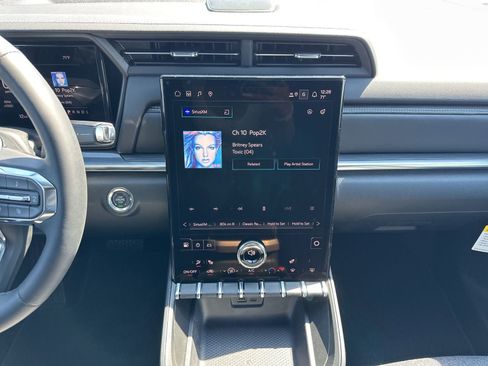 New 2026 GMC Terrain Elevation image 25