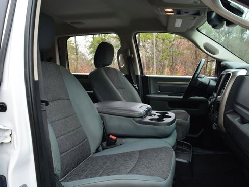 Used 2017 RAM 1500 Big Horn AWD/4WD image 17