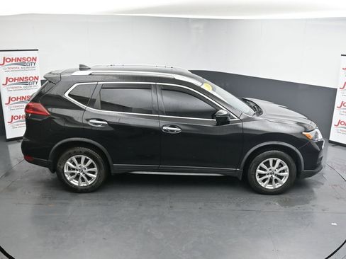 Used 2018 Nissan Rogue SV AWD/4WD image 32