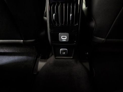 Used 2024 Jeep Compass Latitude w/ Altitude Special Edition AWD/4WD image 10